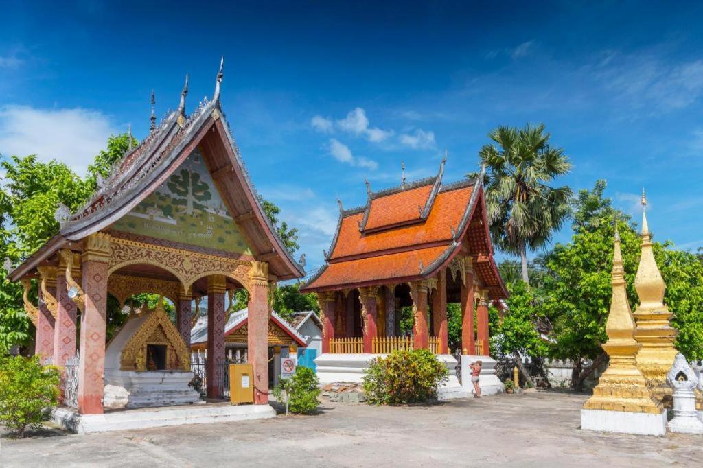 Villa Santi Hotel Luang Prabang Luaran gambar