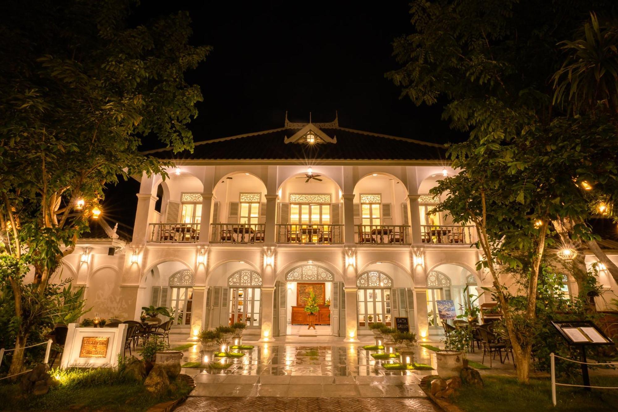 Villa Santi Hotel Luang Prabang Luaran gambar